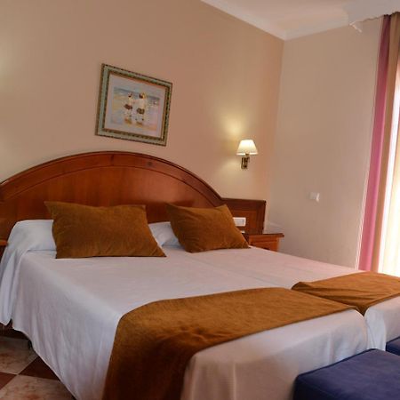 Hostal Cabo Roche Conil De La Frontera Eksteriør bilde