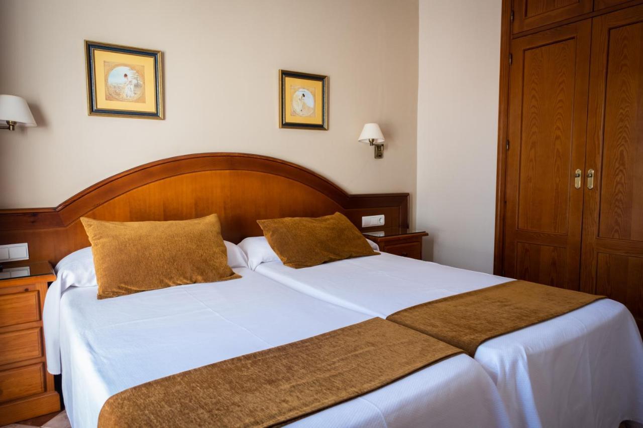 Hostal Cabo Roche Conil De La Frontera Eksteriør bilde