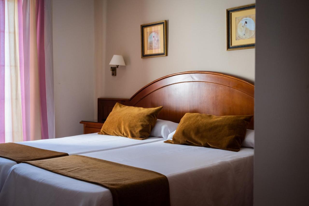 Hostal Cabo Roche Conil De La Frontera Eksteriør bilde